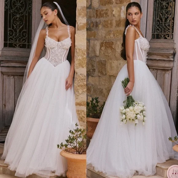 Nathalie House of CB White Wedding Dress - Picture 2 of 16